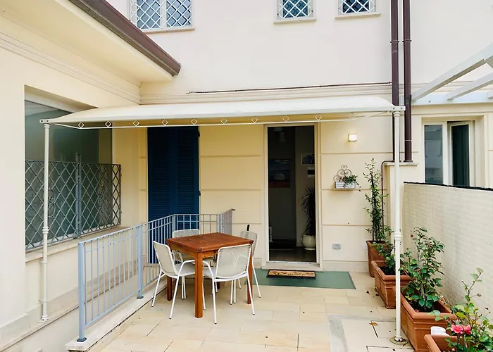 Cb House Tuscany
